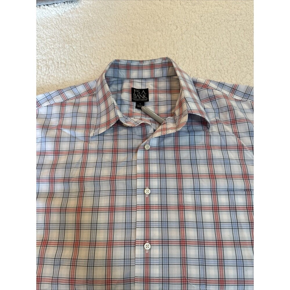 Jos A Bank Traveler Mens Shirt XL Short Sleeve Plaid Cotton Button Down Multi